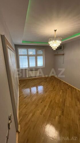 1 otaqlı köhnə tikili - 7-ci mikrorayon q. - 31 m² (4)