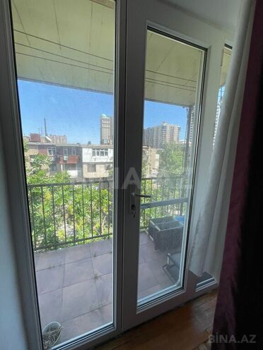 3-комн. вторичка - м. Элмляр Академиясы - 70 м² (11)