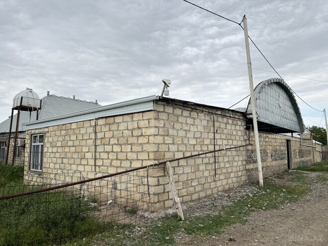 8 otaqlı həyət evi/bağ evi - Goranboy - 200 m² (2)