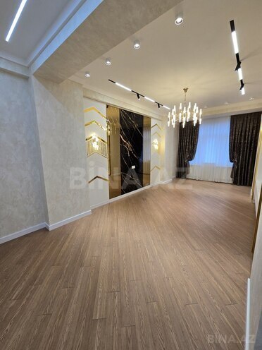 3-комн. новостройка - м. 28 мая - 140 м² (27)