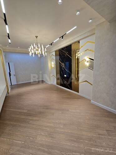3-комн. новостройка - м. 28 мая - 140 м² (20)