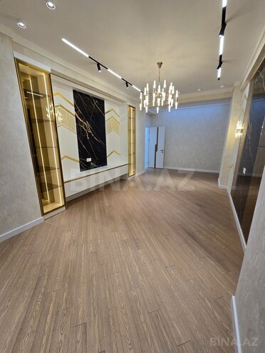 3-комн. новостройка - м. 28 мая - 140 м² (21)