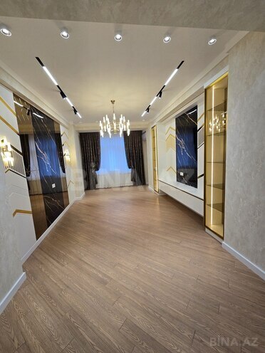 3-комн. новостройка - м. 28 мая - 140 м² (25)