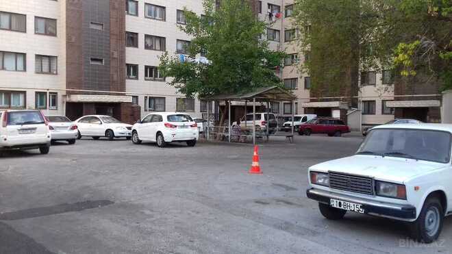 2 otaqlı köhnə tikili - 8-ci mikrorayon q. - 65 m² (1)