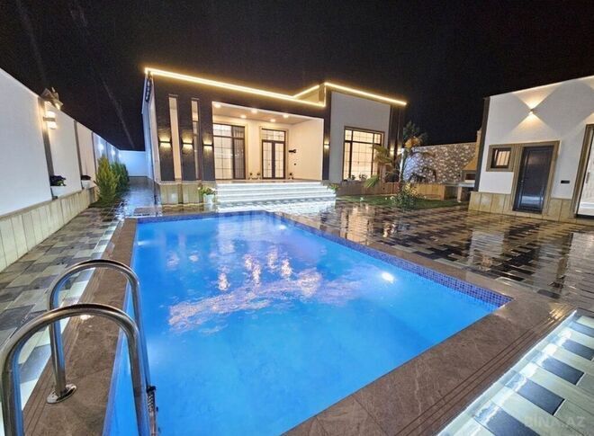 4 otaqlı həyət evi/bağ evi - Şüvəlan q. - 220 m² (1)