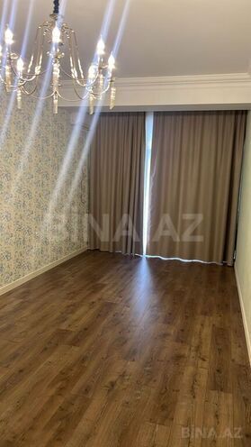 3-комн. новостройка - м. 28 мая - 171 м² (3)