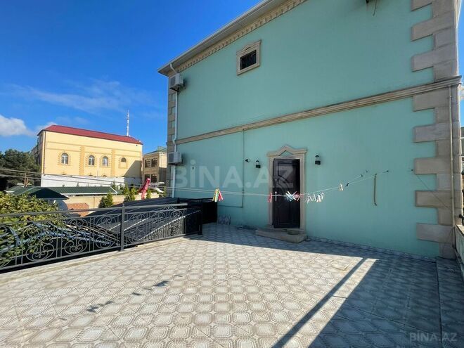 12-комн. дом/дача - пос. Бадамдар - 700 м² (16)