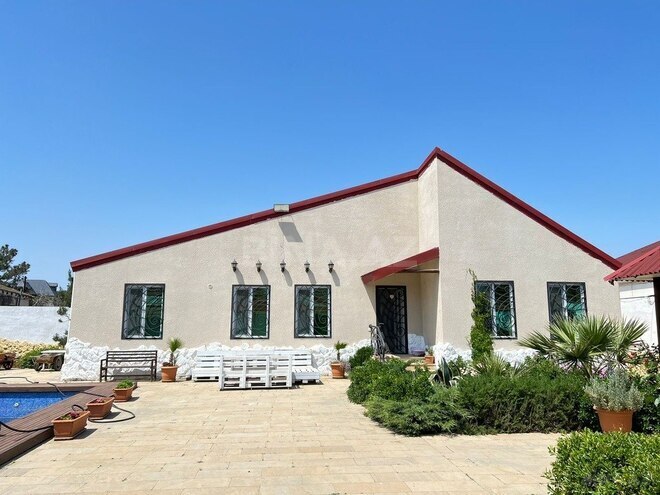 4 otaqlı həyət evi/bağ evi - Şüvəlan q. - 160 m² (1)