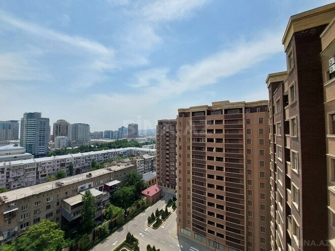 3-комн. новостройка - м. 28 мая - 152 м² (2)