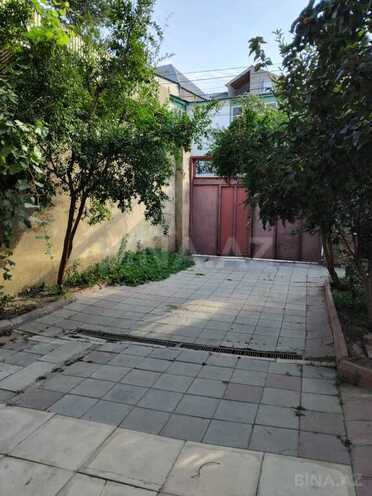 6 otaqlı həyət evi/bağ evi - M.Ə.Rəsulzadə q. - 210 m² (3)