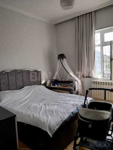 6 otaqlı həyət evi/bağ evi - M.Ə.Rəsulzadə q. - 210 m² (21)