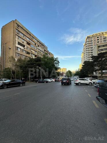 2-комн. вторичка - м. Элмляр Академиясы - 77 м² (19)