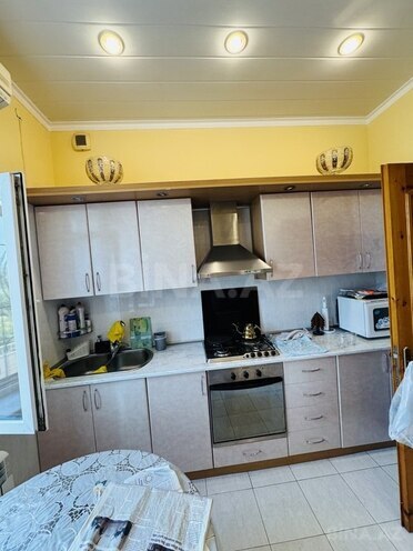 5 otaqlı həyət evi/bağ evi - Novxanı q. - 360 m² (19)