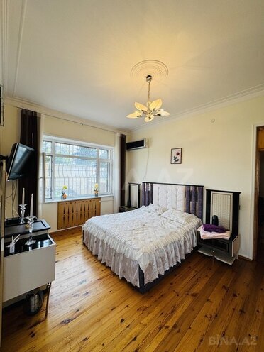 5 otaqlı həyət evi/bağ evi - Novxanı q. - 360 m² (23)