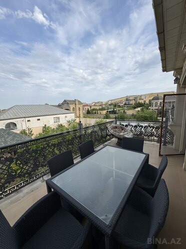 5 otaqlı həyət evi/bağ evi - Novxanı q. - 360 m² (30)