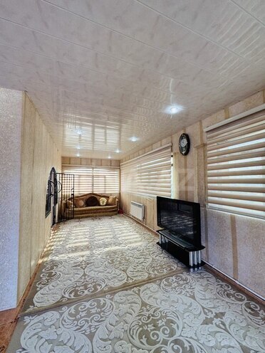 5 otaqlı həyət evi/bağ evi - Novxanı q. - 360 m² (29)