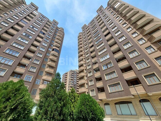 4 otaqlı yeni tikili - 28 May m. - 185 m² (1)