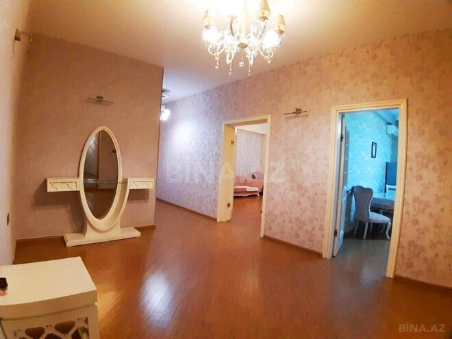 10 otaqlı həyət evi/bağ evi - Şağan q. - 320 m² (3)