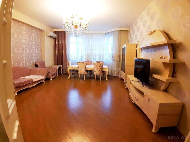 10 otaqlı həyət evi/bağ evi - Şağan q. - 320 m² (6)