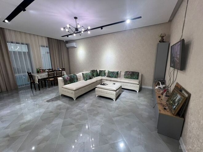 4 otaqlı həyət evi/bağ evi - Şüvəlan q. - 110 m² (8)