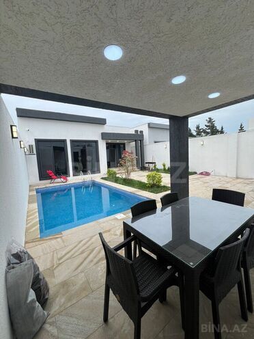 4 otaqlı həyət evi/bağ evi - Şüvəlan q. - 110 m² (1)