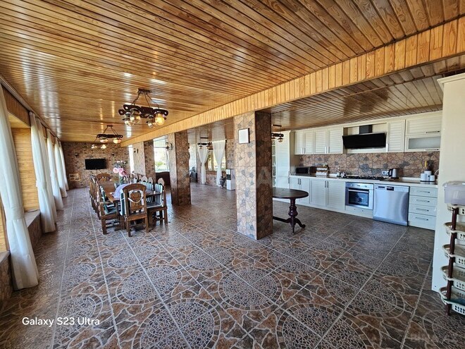 8-комн. дом/дача - пос. Новханы - 600 м² (16)