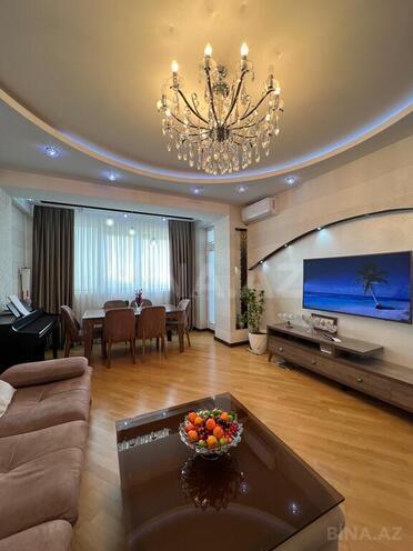 Продаётся 2-комн. новостройка 65 м², м. Ахмедлы, photo 1 from 16