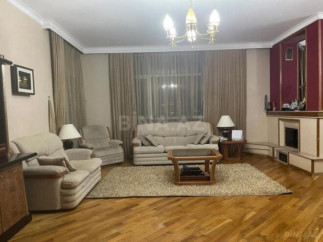 5 otaqlı yeni tikili - 8-ci mikrorayon q. - 257 m² (1)