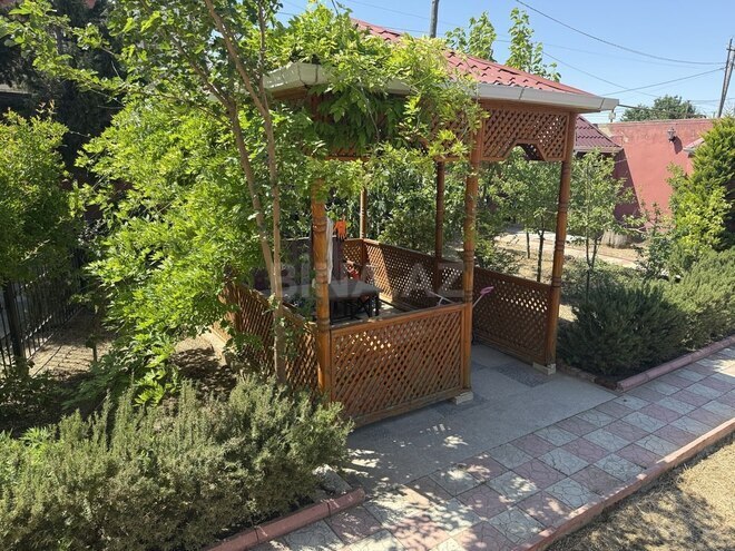 3 otaqlı həyət evi/bağ evi - Novxanı q. - 102 m² (1)