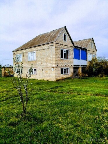 8 otaqlı həyət evi/bağ evi - Xaçmaz - 295 m² (1)
