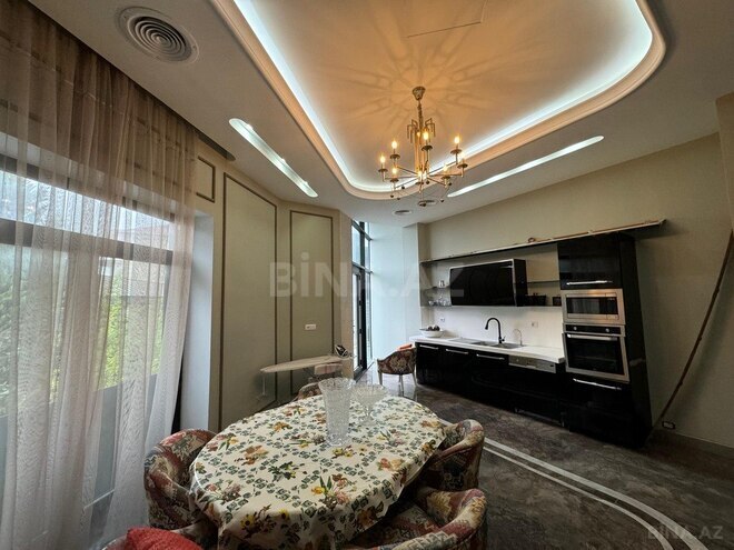 6 otaqlı həyət evi/bağ evi - Novxanı q. - 450 m² (14)