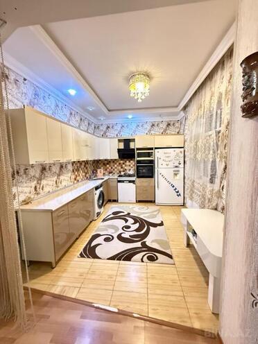 5 otaqlı həyət evi/bağ evi - Fatmayı q. - 240 m² (16)