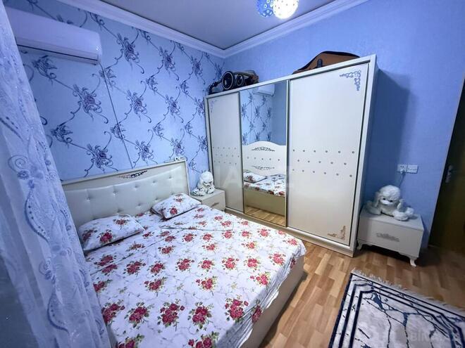 5 otaqlı həyət evi/bağ evi - Fatmayı q. - 240 m² (18)