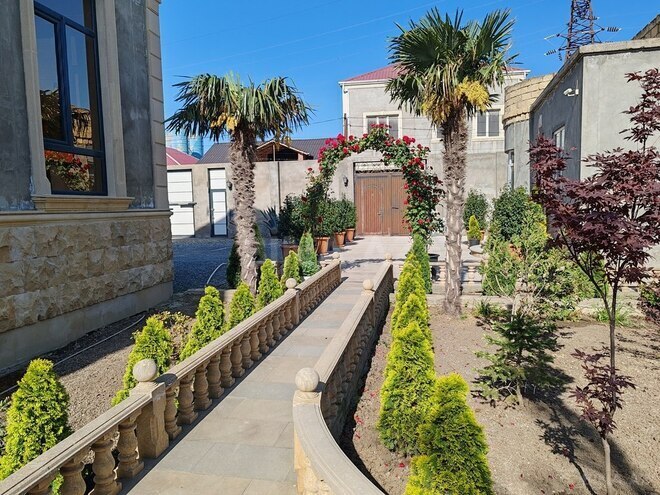10 otaqlı həyət evi/bağ evi - Binəqədi q. - 500 m² (10)