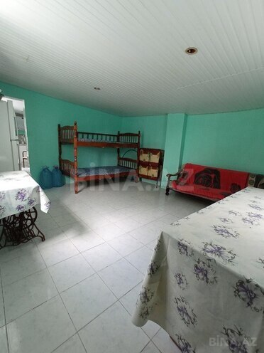 6 otaqlı həyət evi/bağ evi - Novxanı q. - 140 m² (15)
