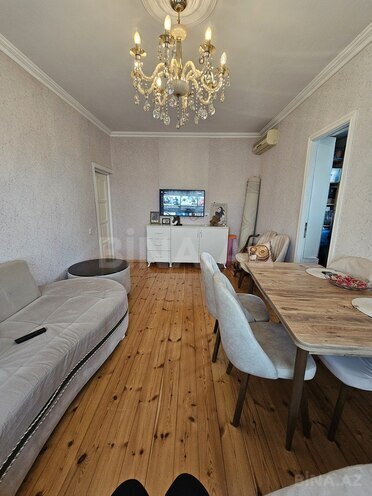 2 otaqlı köhnə tikili - 7-ci mikrorayon q. - 70 m² (4)