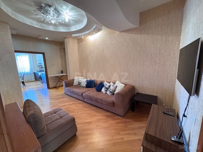 3-комн. новостройка - м. 8 ноября - 130 м² (13)