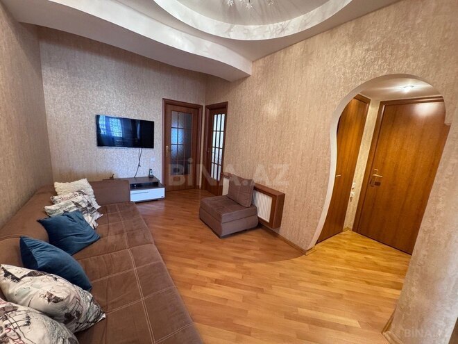 3-комн. новостройка - м. 8 ноября - 130 м² (16)