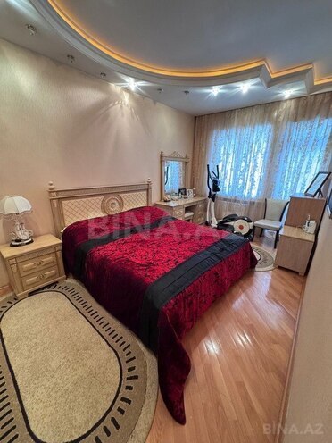 3-комн. новостройка - м. 8 ноября - 130 м² (10)