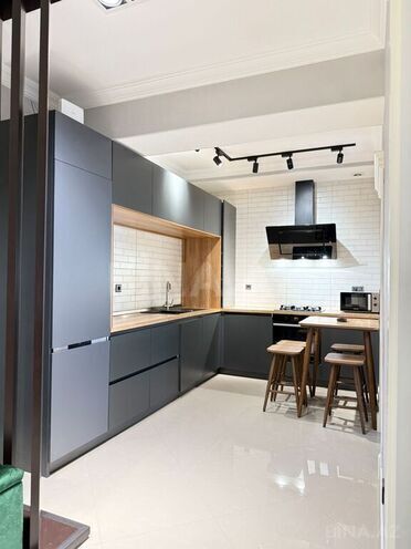 3 otaqlı yeni tikili - Şah İsmayıl Xətai m. - 140 m² (1)