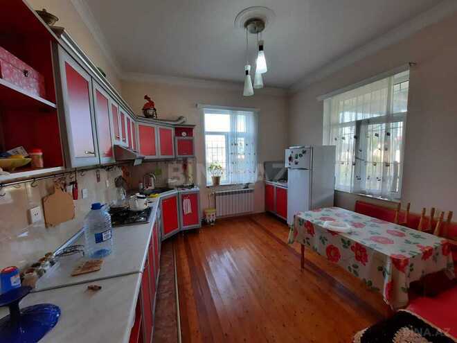 7 otaqlı həyət evi/bağ evi - Novxanı q. - 220 m² (11)