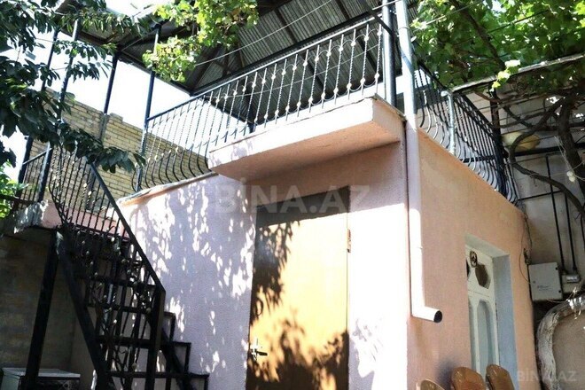 4 otaqlı həyət evi/bağ evi - Bakıxanov q. - 140 m² (11)