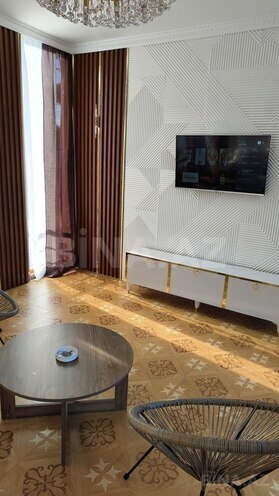 5 otaqlı həyət evi/bağ evi - Şüvəlan q. - 240 m² (20)