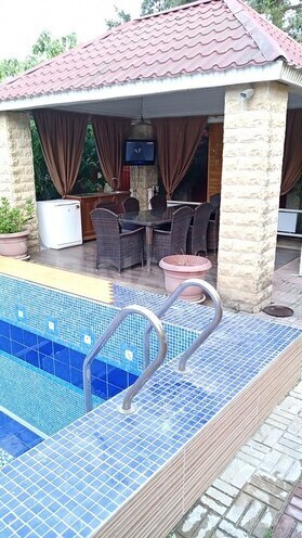 5 otaqlı həyət evi/bağ evi - Şüvəlan q. - 240 m² (28)
