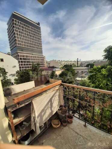 3 otaqlı köhnə tikili - 28 May m. - 80 m² (3)