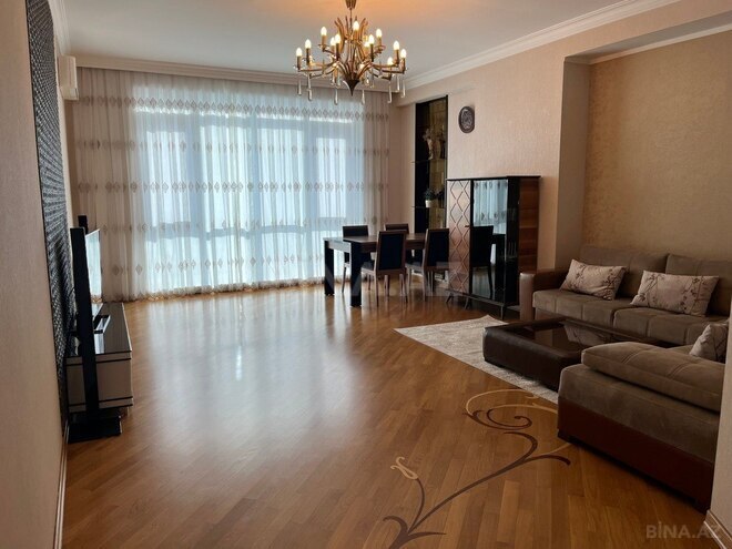 3 otaqlı yeni tikili - Şah İsmayıl Xətai m. - 130 m² (4)