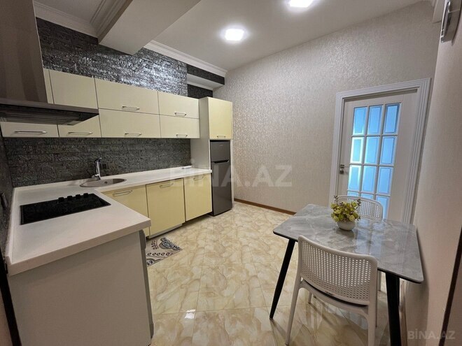 3 otaqlı yeni tikili - Şah İsmayıl Xətai m. - 130 m² (10)