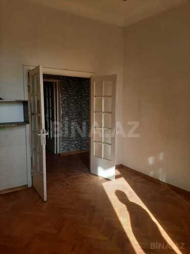 3 otaqlı köhnə tikili - 28 May m. - 80 m² (14)