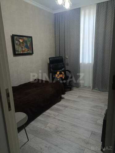 3-комн. вторичка - пос. Бакиханова - 70 м² (2)