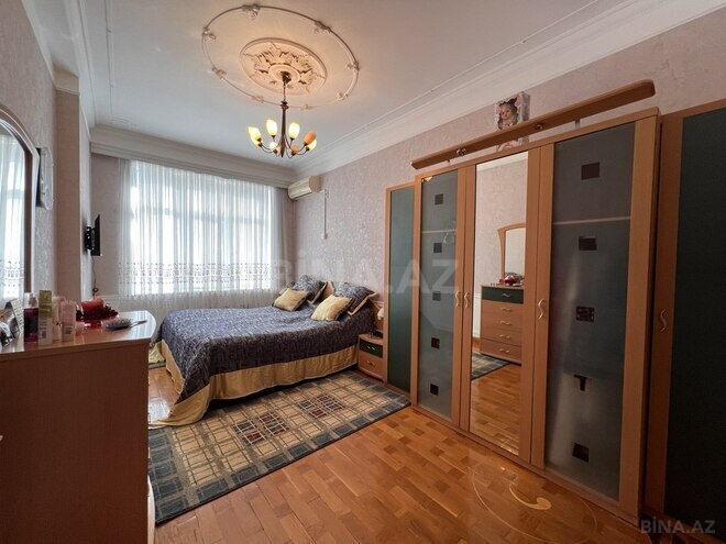 İcarəyə verilir 4 otaqlı yeni tikili 230 m², 28 May m., photo 10 from 25